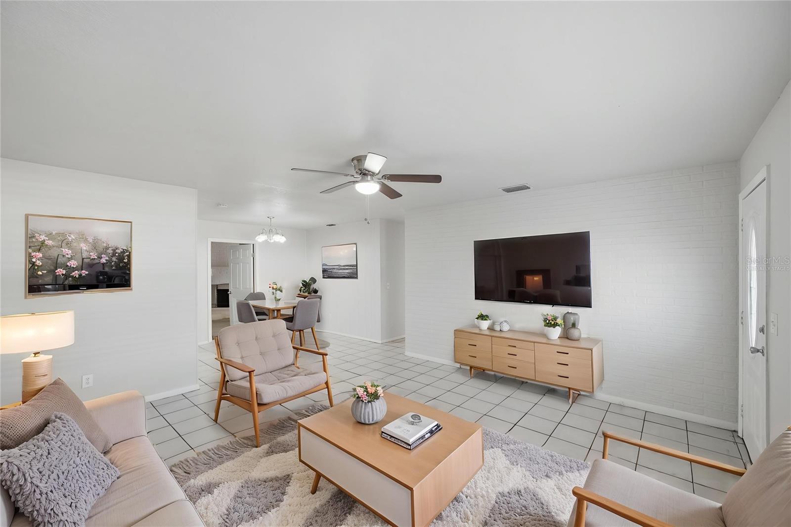 7102 Dellwood Drive, FL