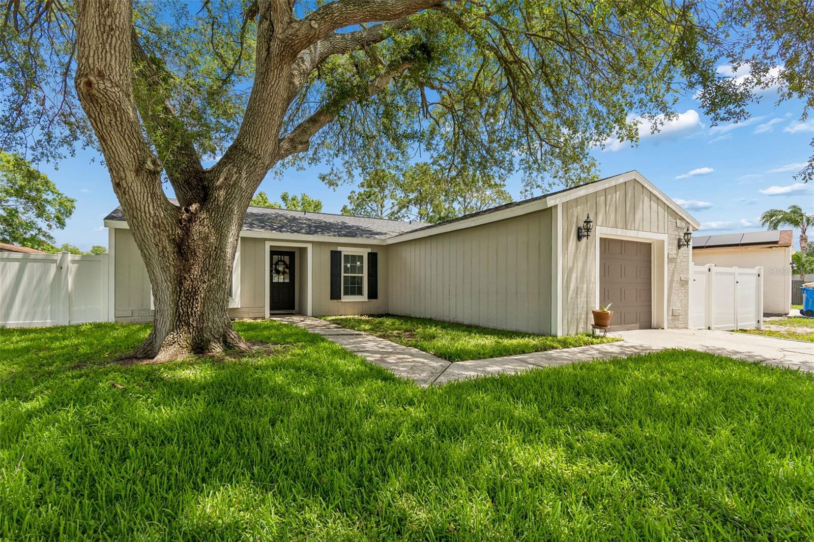 5707 Ridgestone Drive, FL