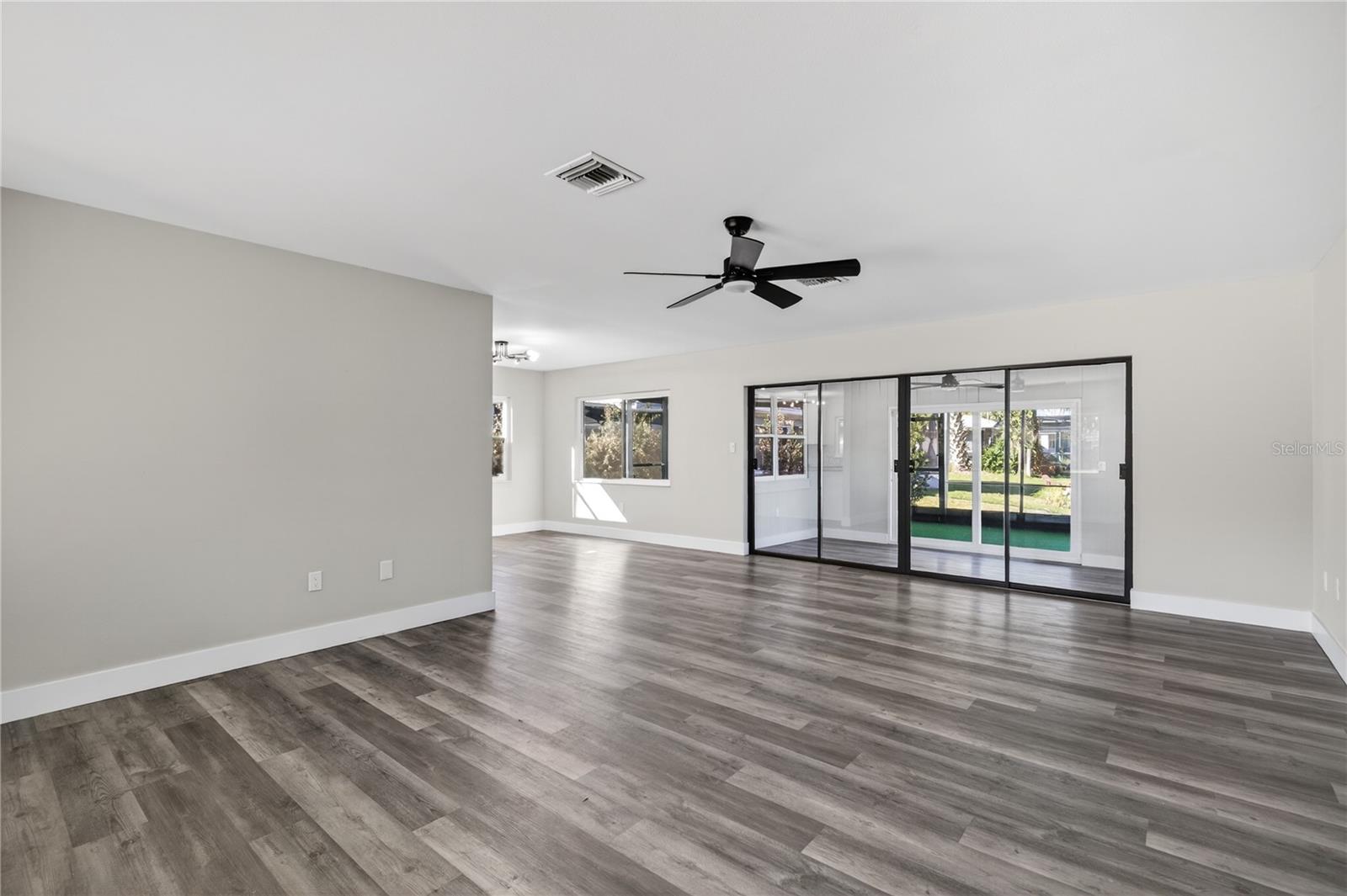 1503 Canal Court, FL