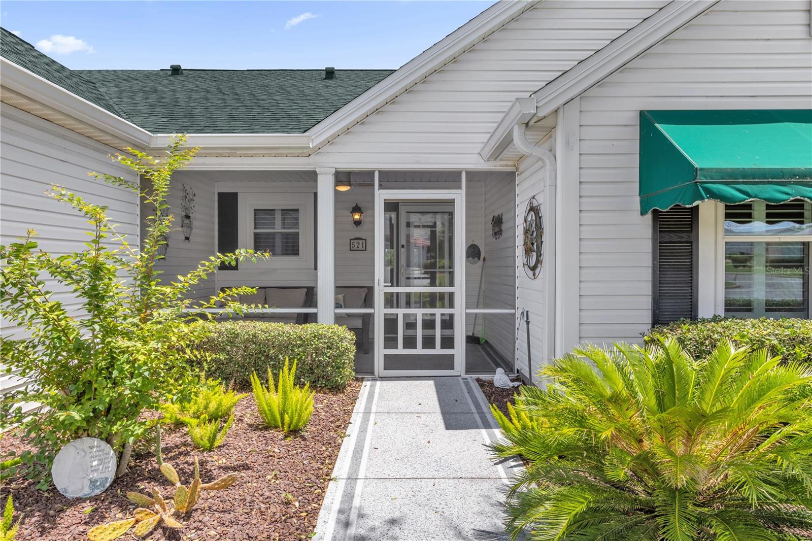 521 Carrera Drive, FL