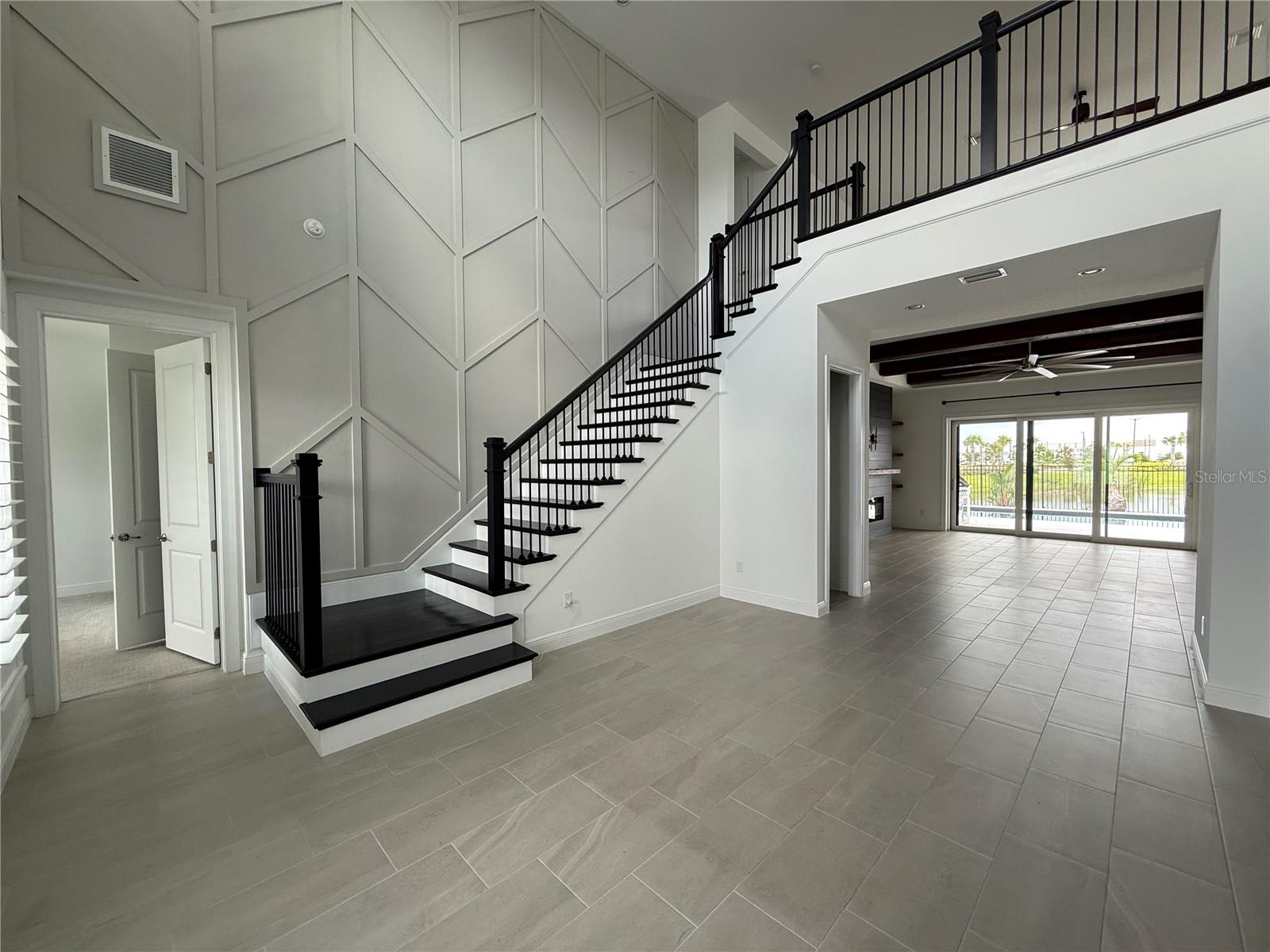 9652 English Laurel Court, FL