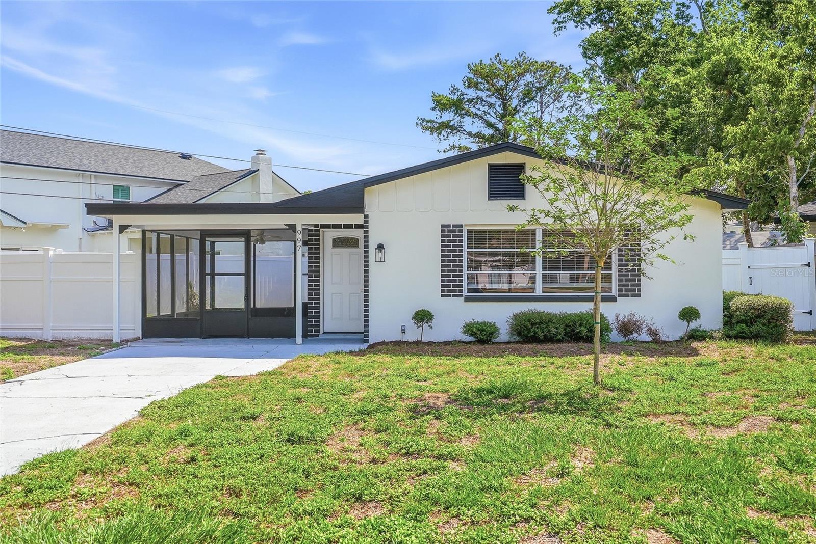 997 Cedarwood Avenue, FL