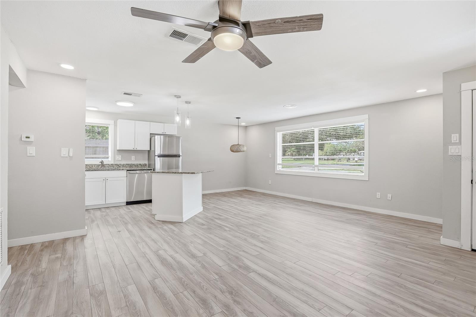 997 Cedarwood Avenue, FL