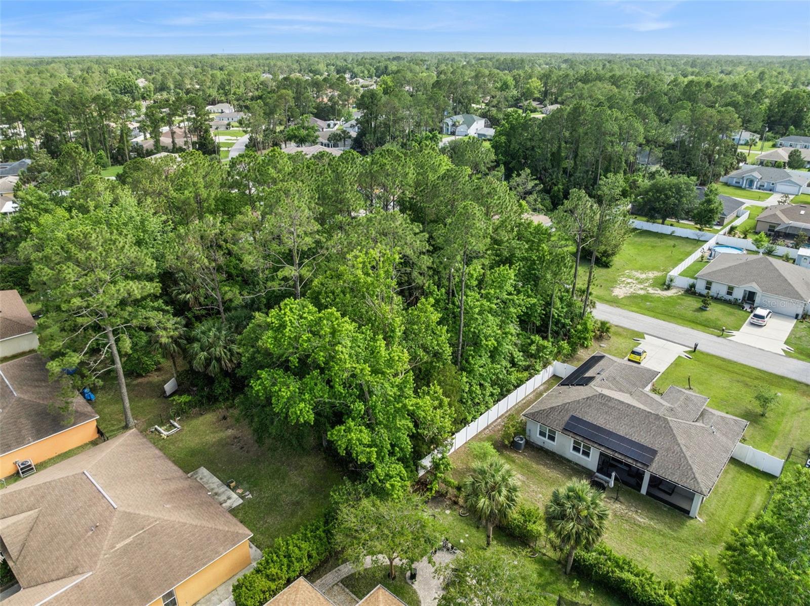 9 Pinelark Lane, FL
