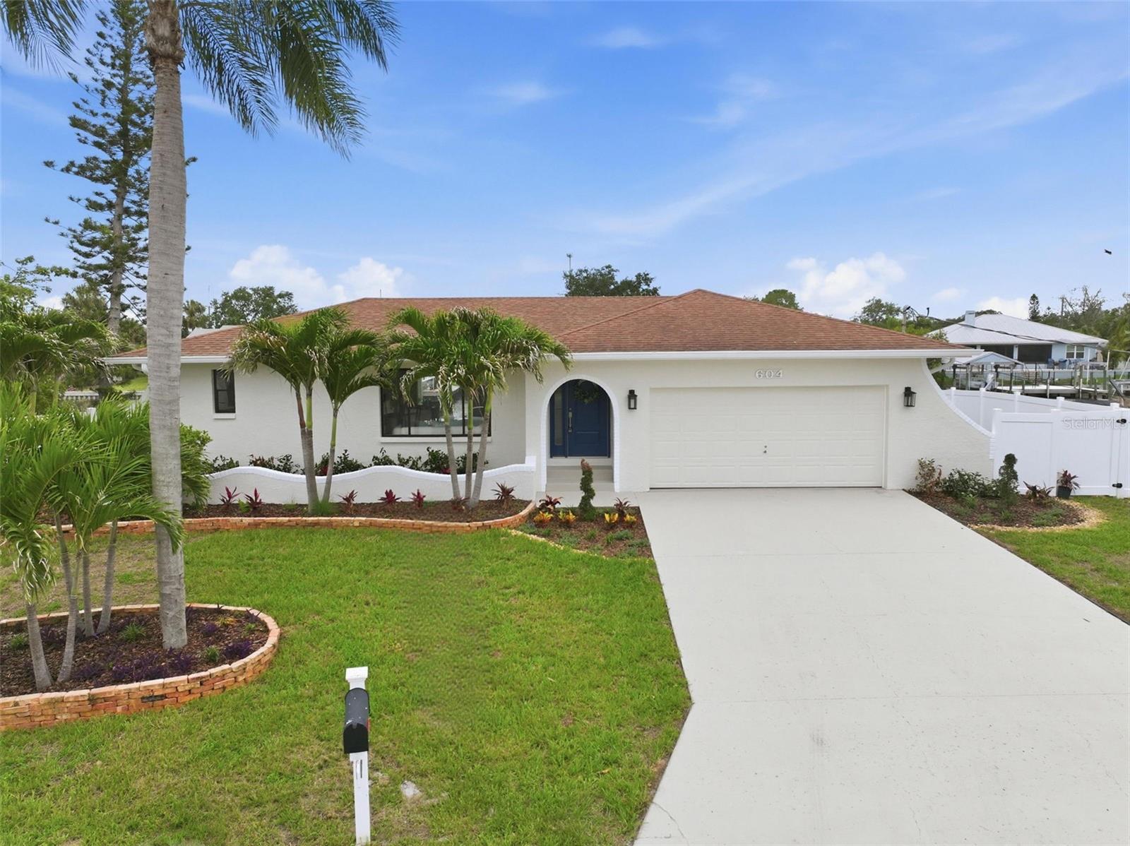 604 Kingston Court, FL