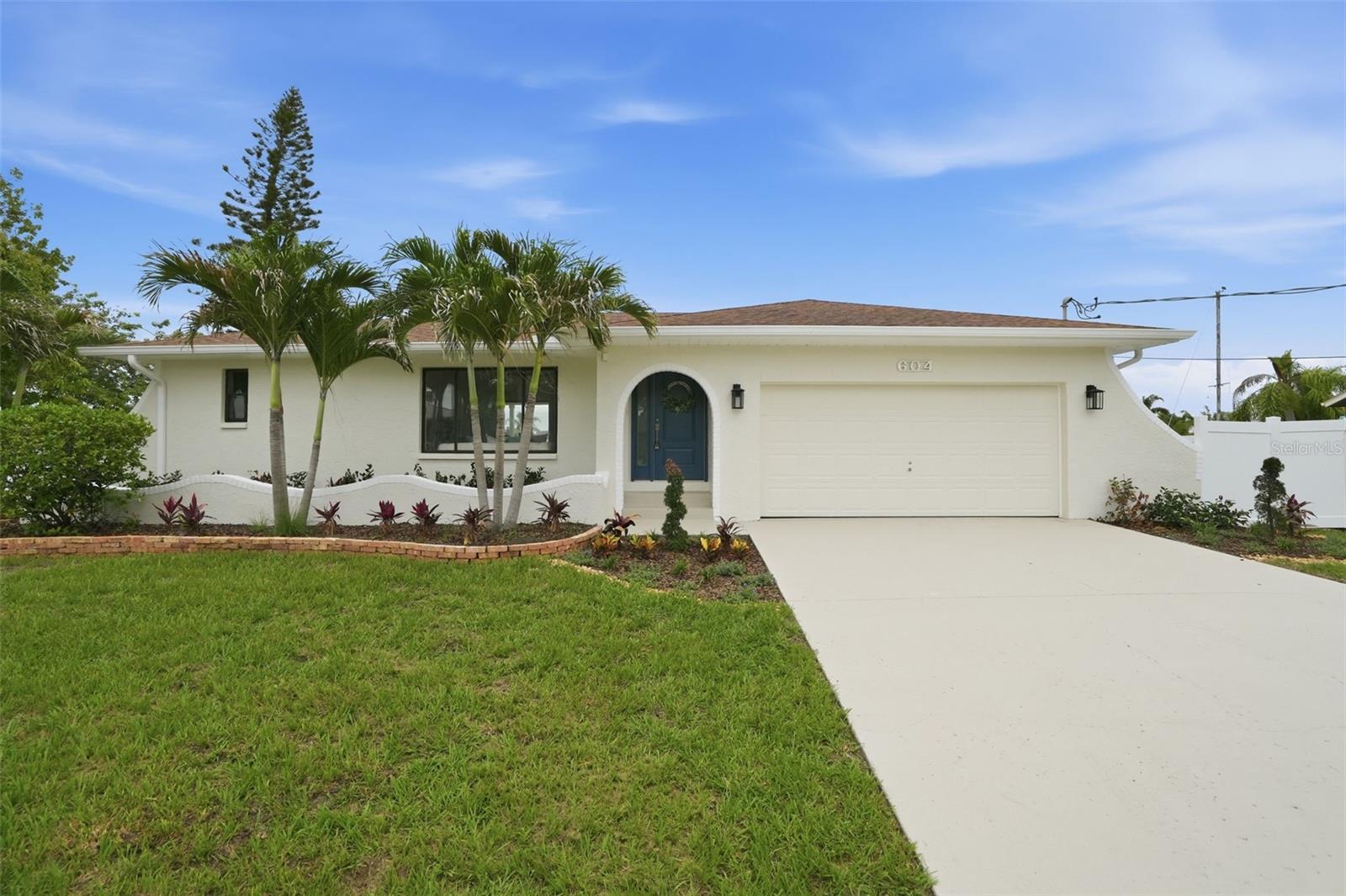 604 Kingston Court, FL