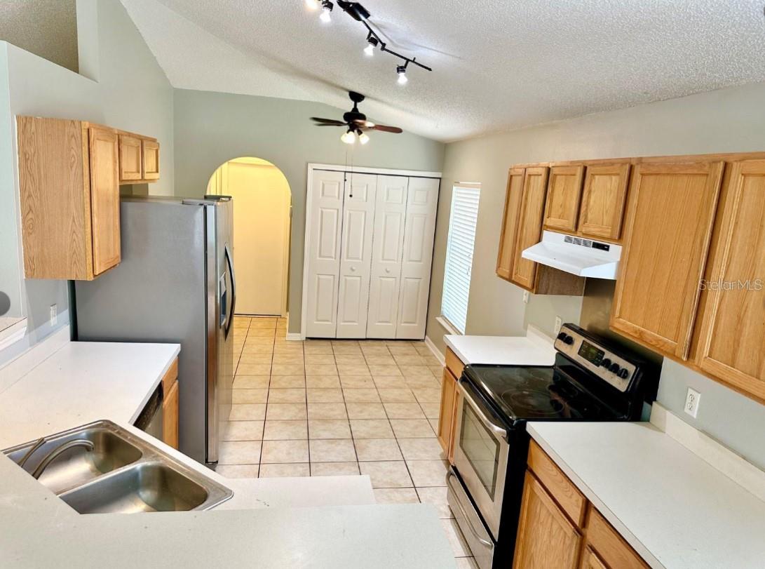 14237 Econ Woods Lane, FL