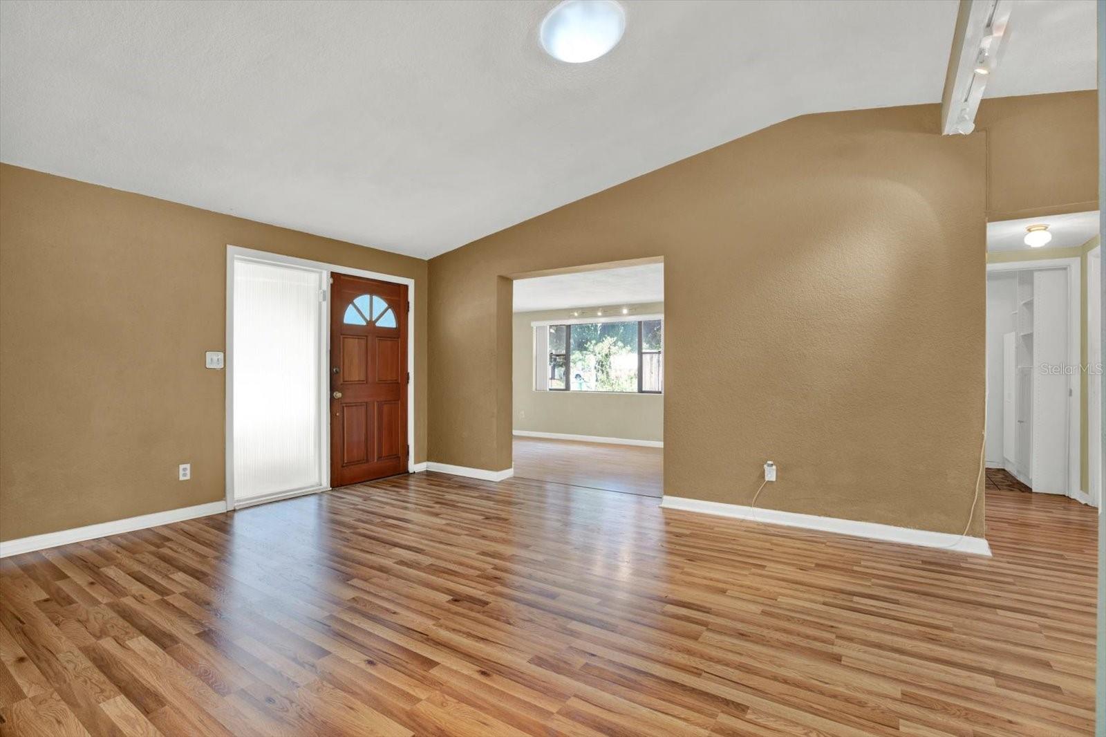 2215 Curtis Drive, FL