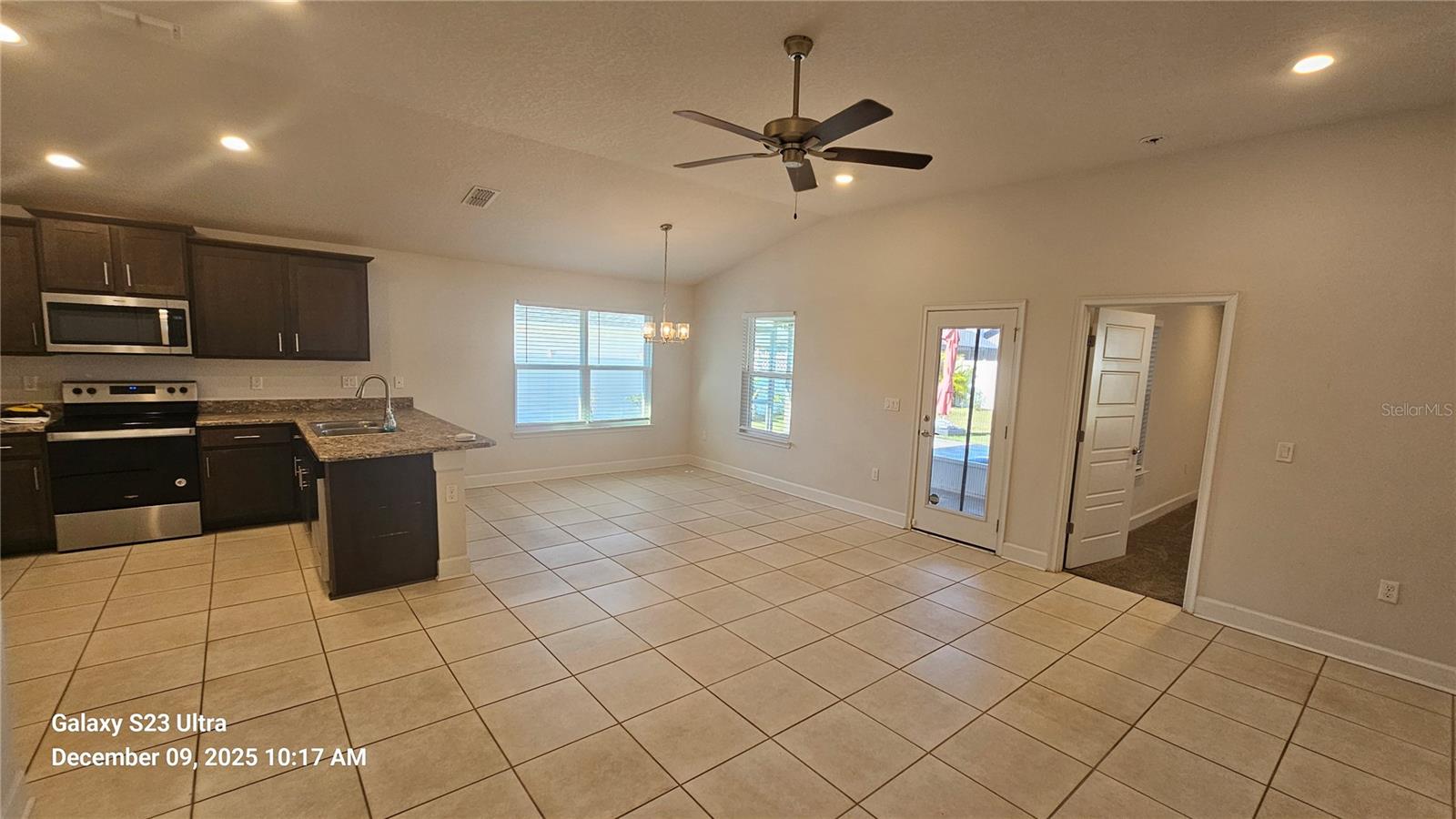 11 Birchtree Way, FL