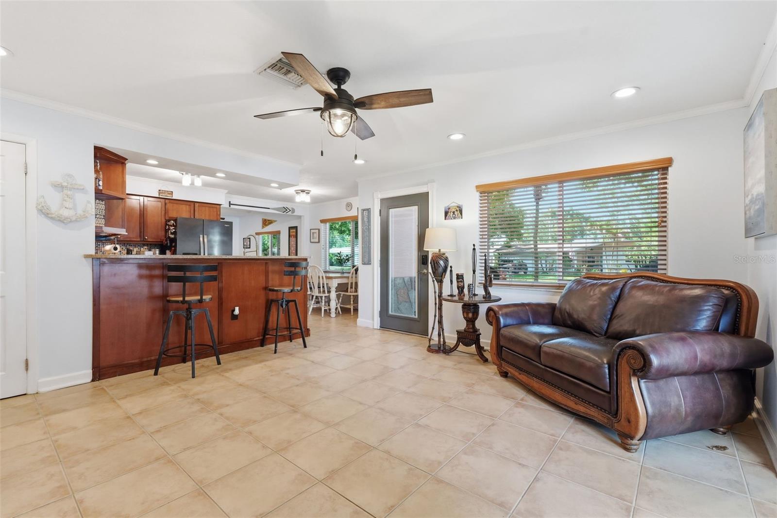 961 Lexington Drive, FL