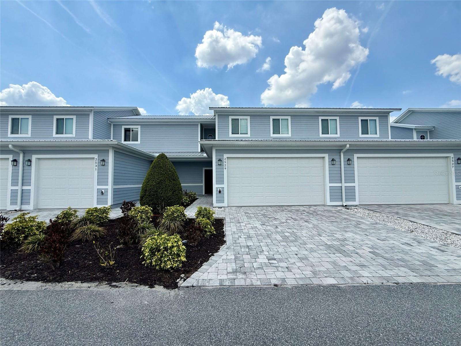 2529 Pine Place, FL