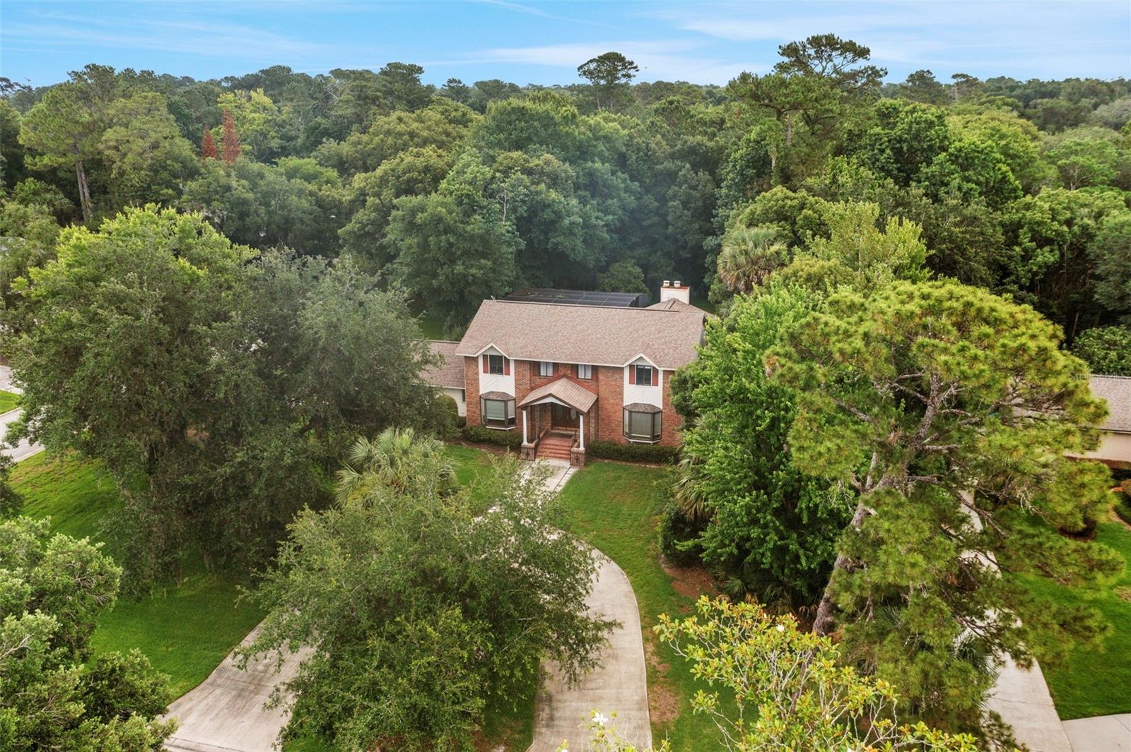 230 Hunters Trail, FL