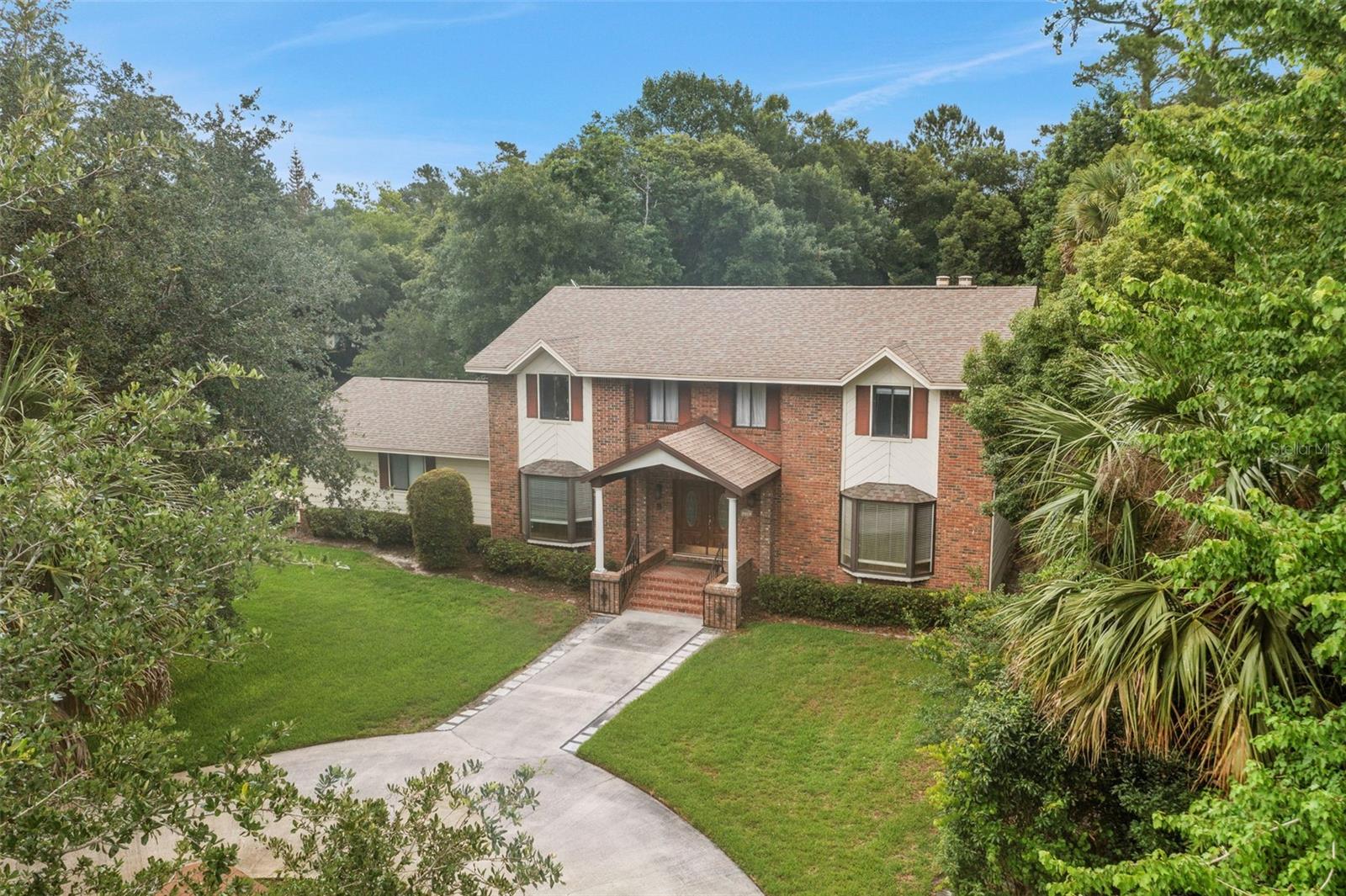 230 Hunters Trail, FL