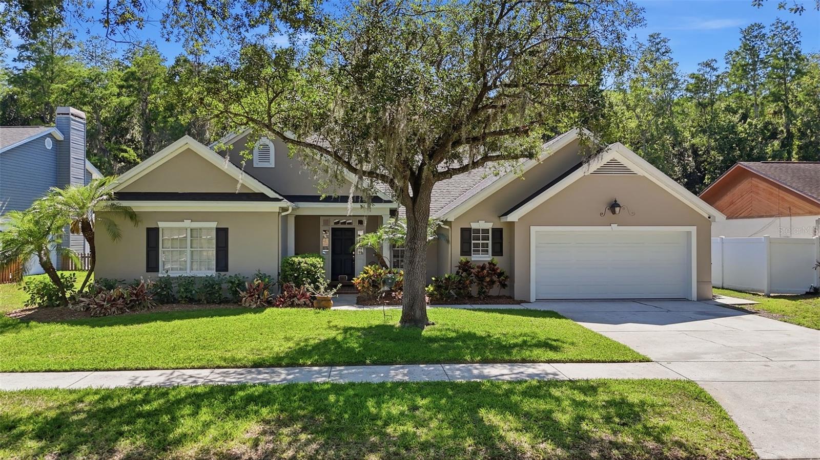 16604 Course Drive, FL