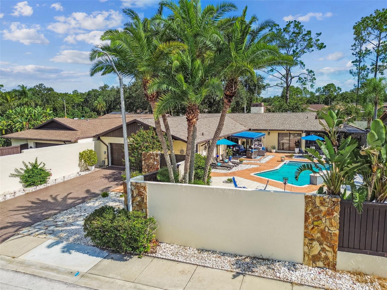 5004 Paloma Drive, FL