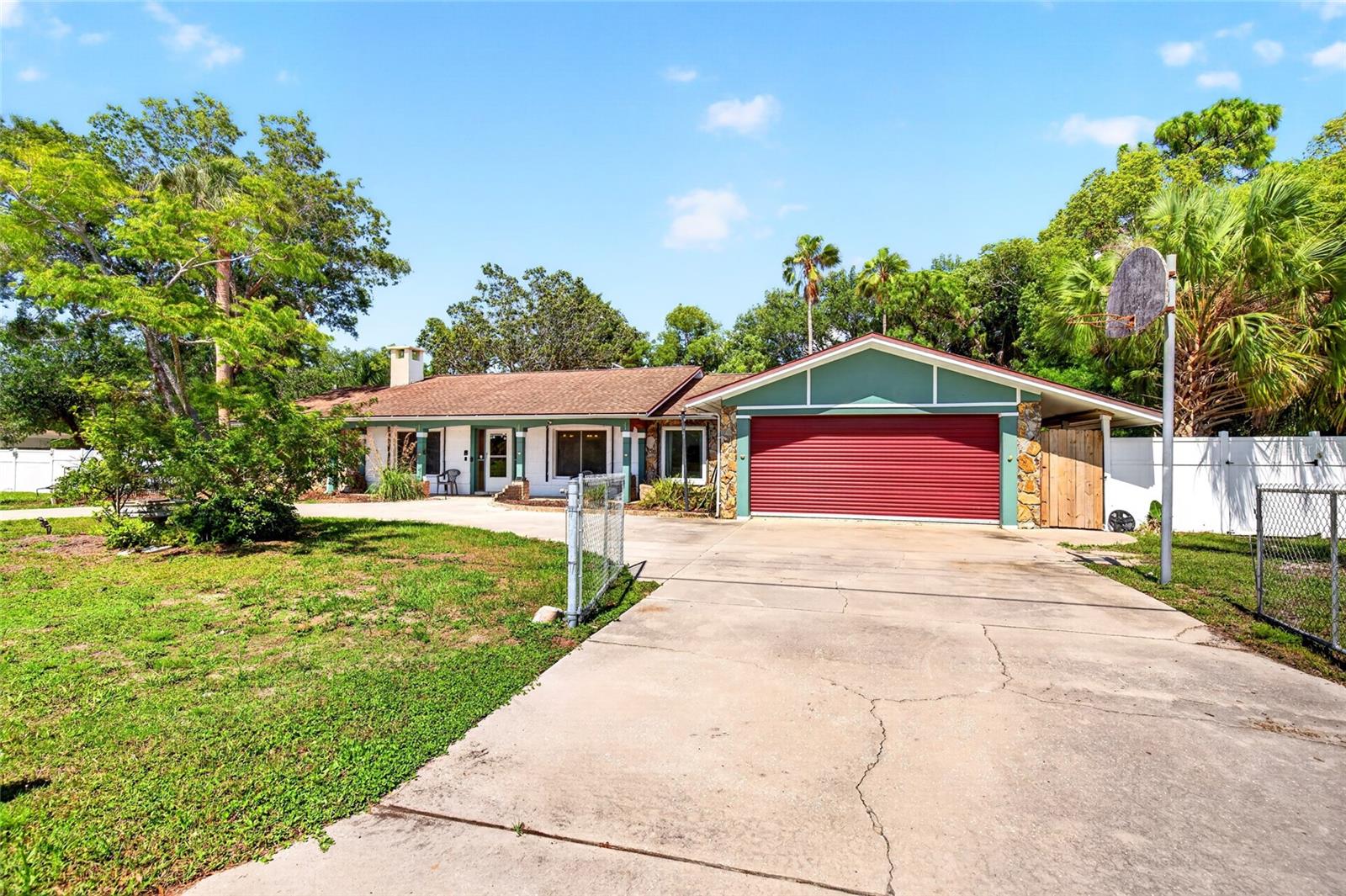 16206 Sea Pines Drive, FL