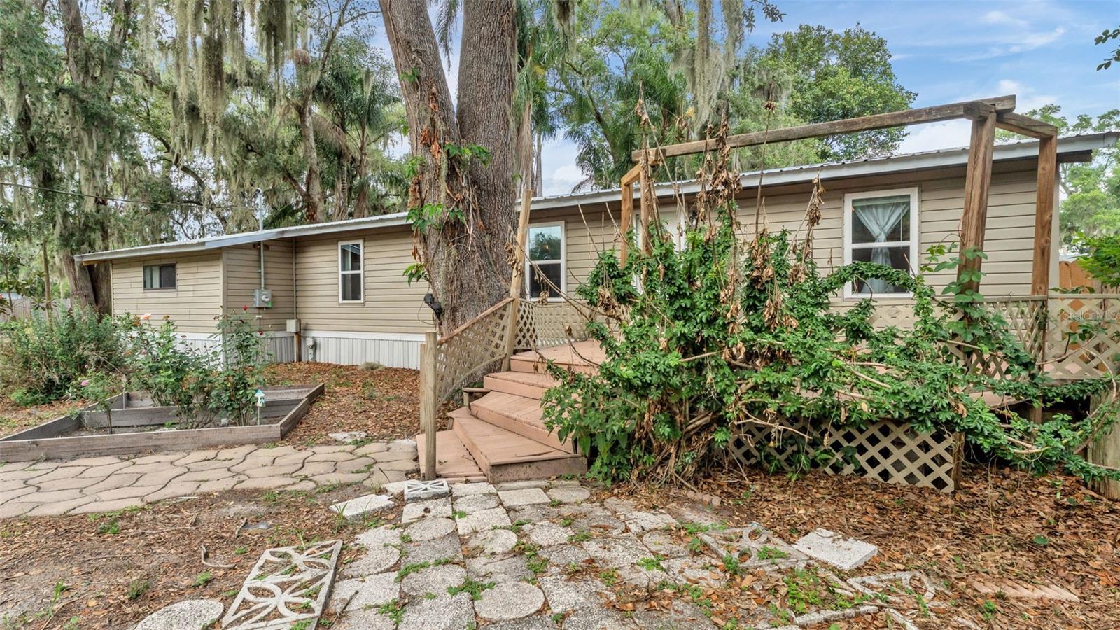 3317 Oak Meadows Lane, FL