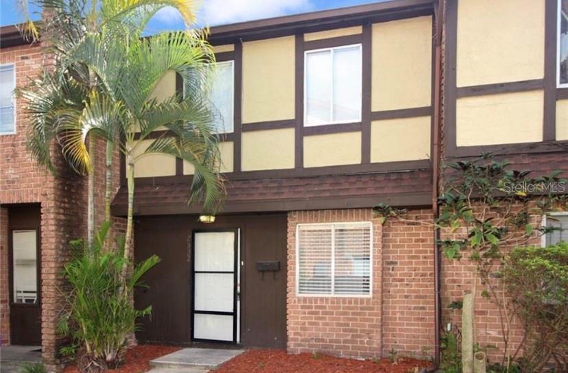 2332 Huntington Green Court, FL