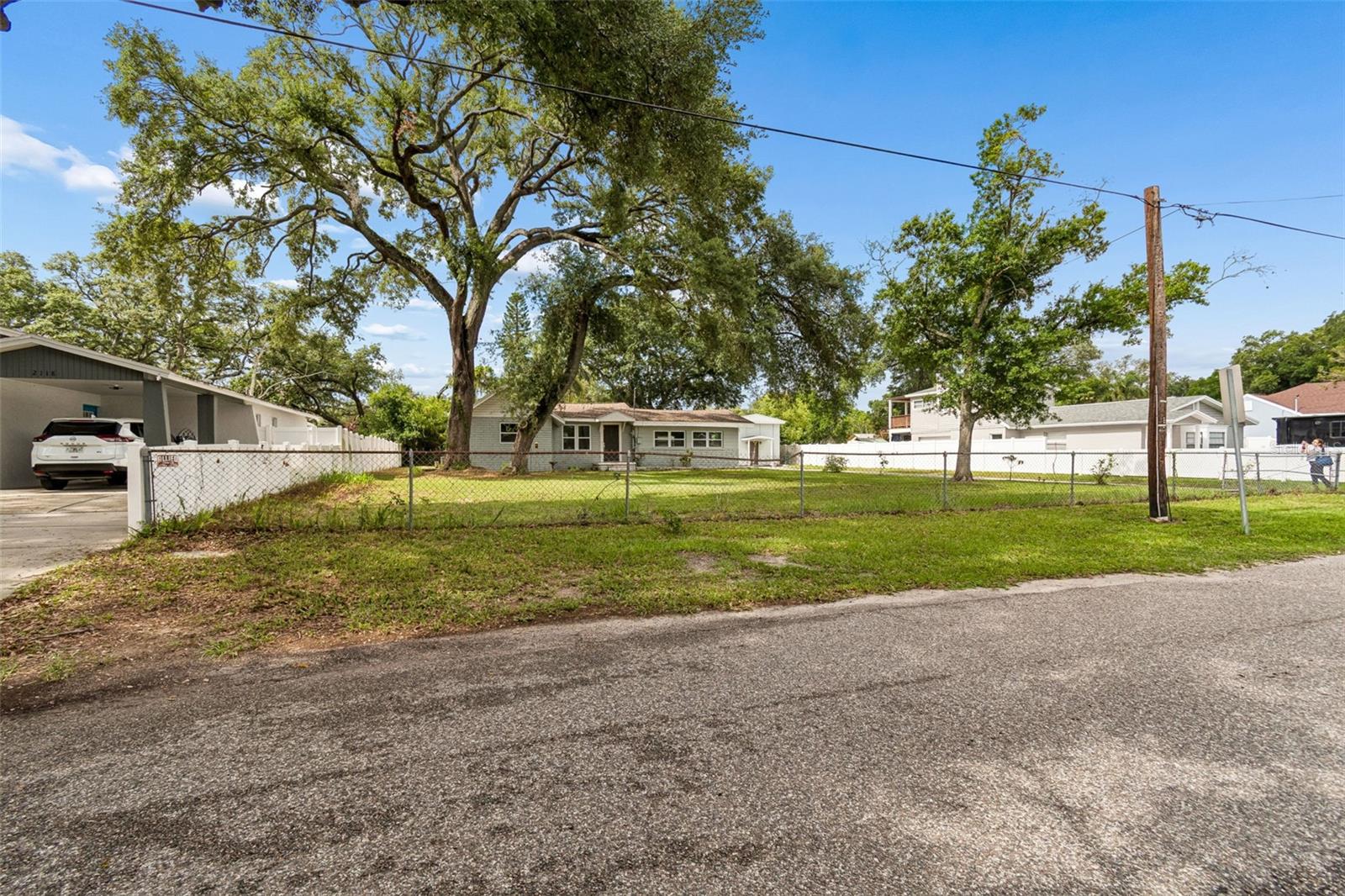 2120 Clifton Street, FL