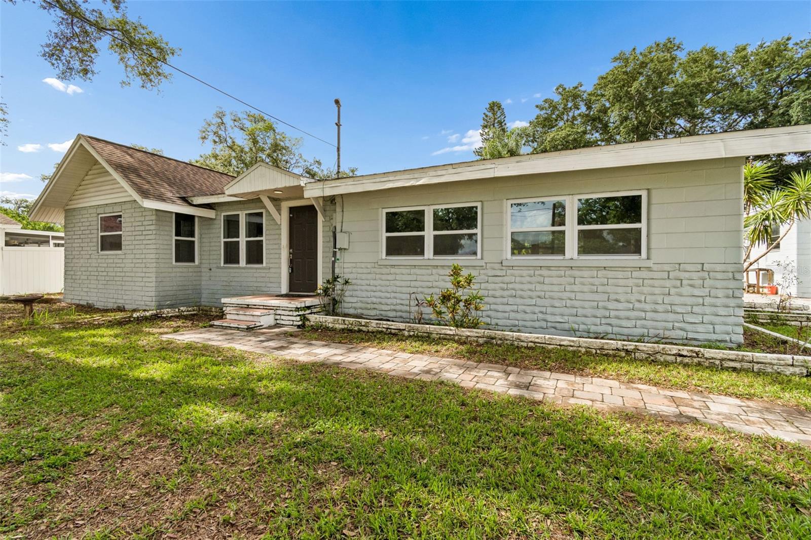 2120 Clifton Street, FL