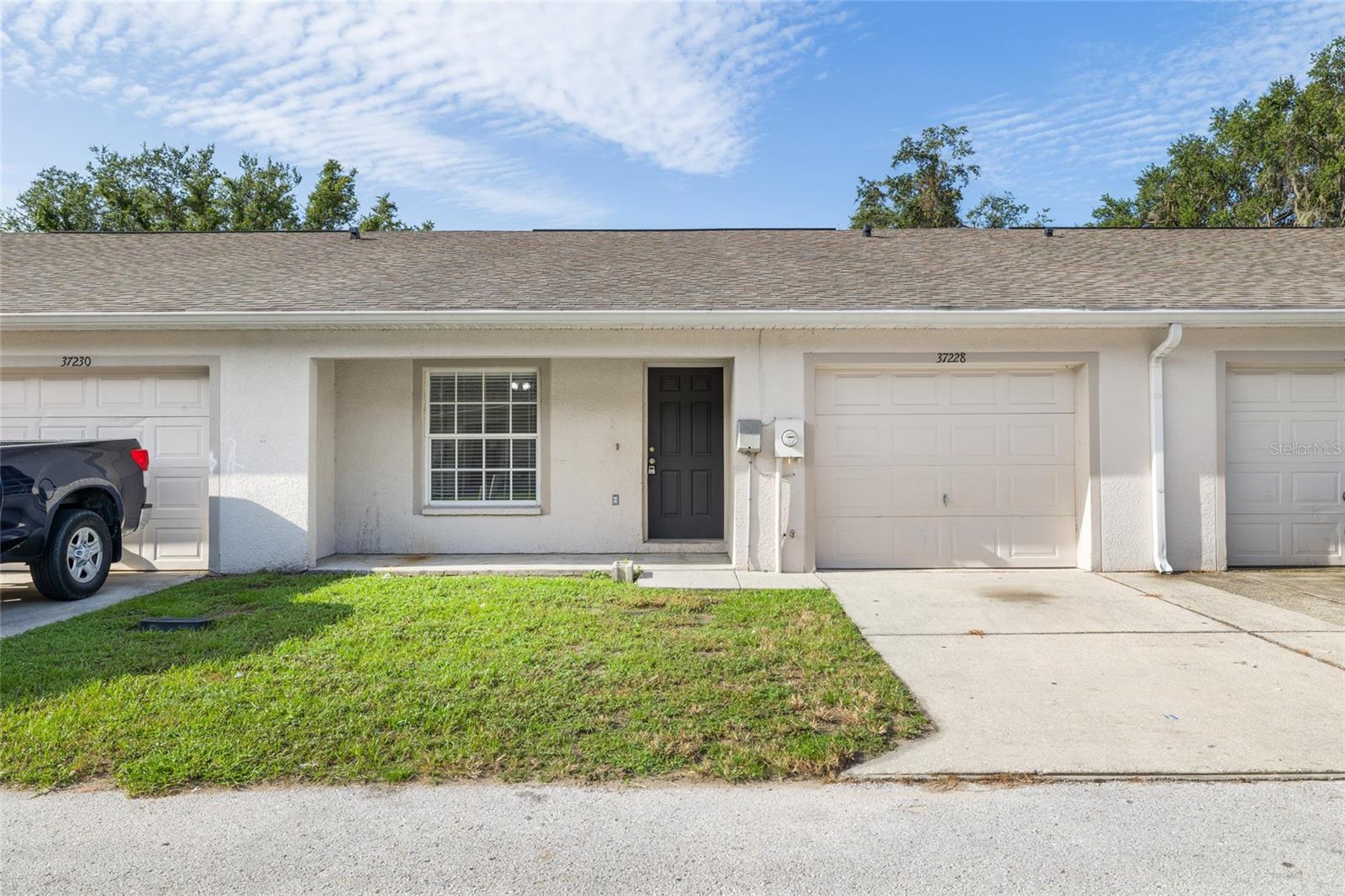 37228 Grassy Hill Lane, FL