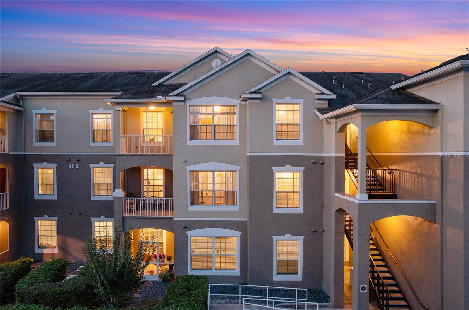 586 Brantley Terrace Way, FL