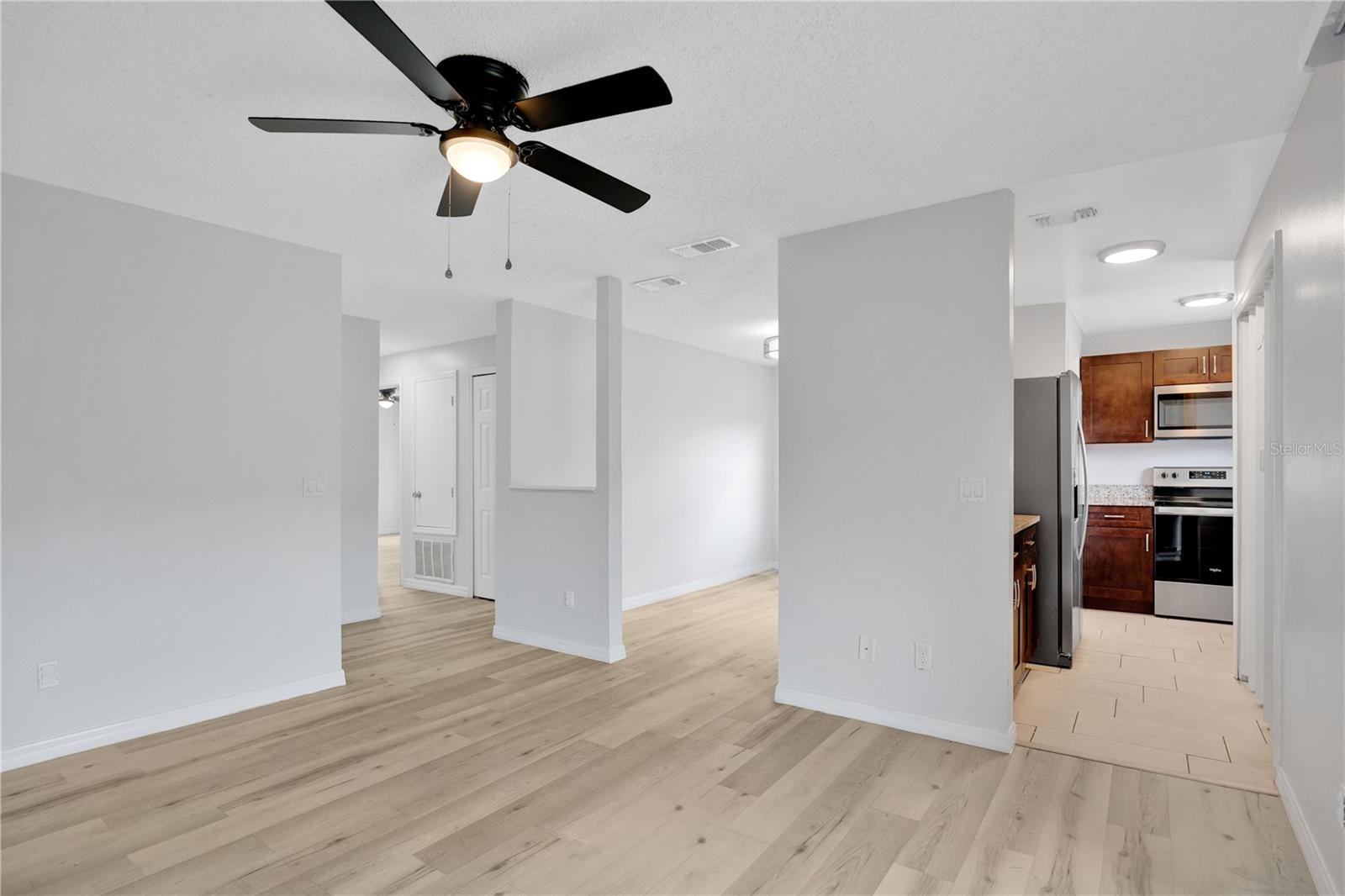 4100 Pershing Pointe Place, FL