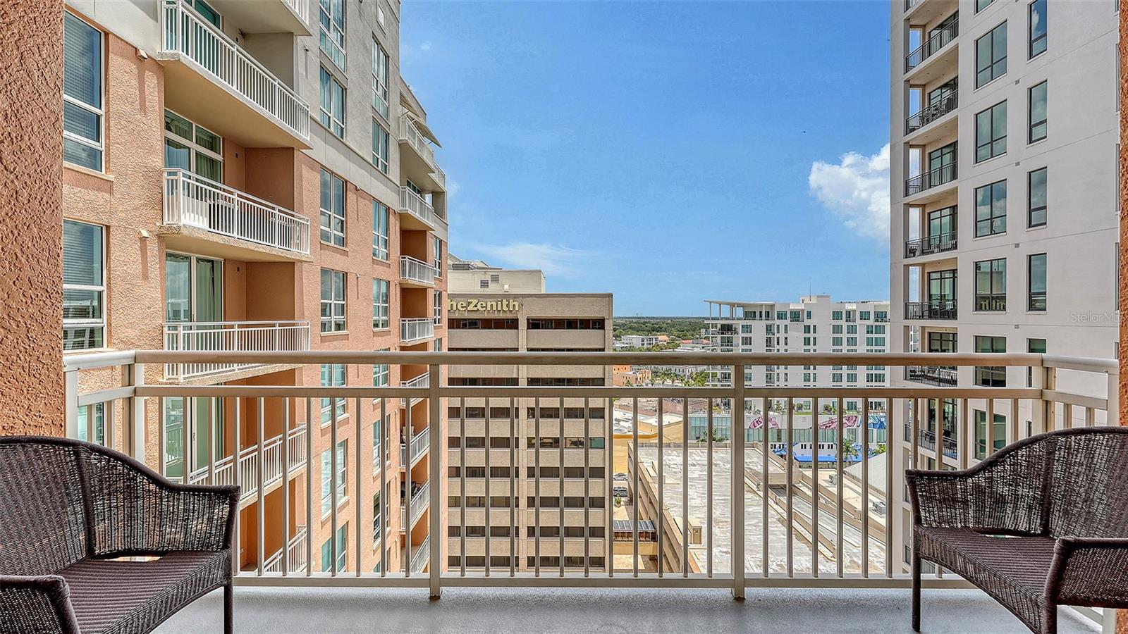 1350 Main Street, FL