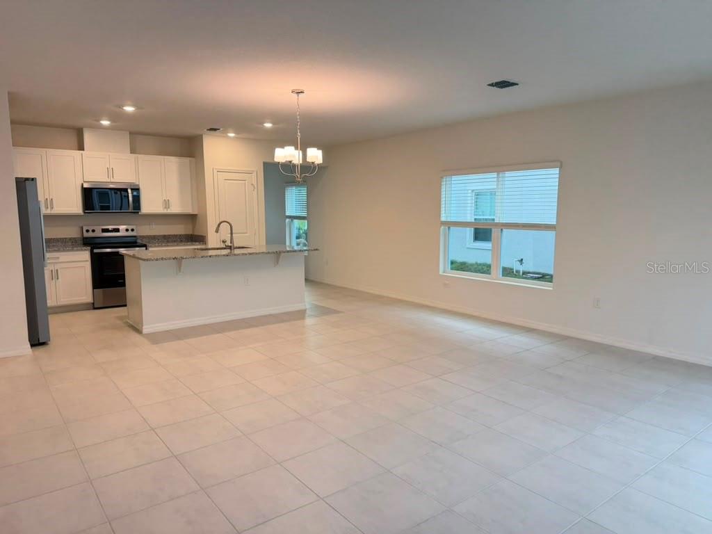 16615 Luminary Loop, FL