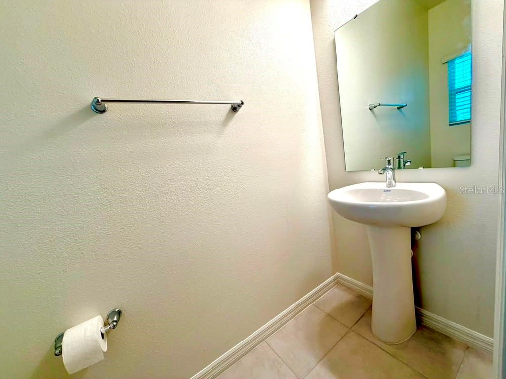 16615 Luminary Loop, FL