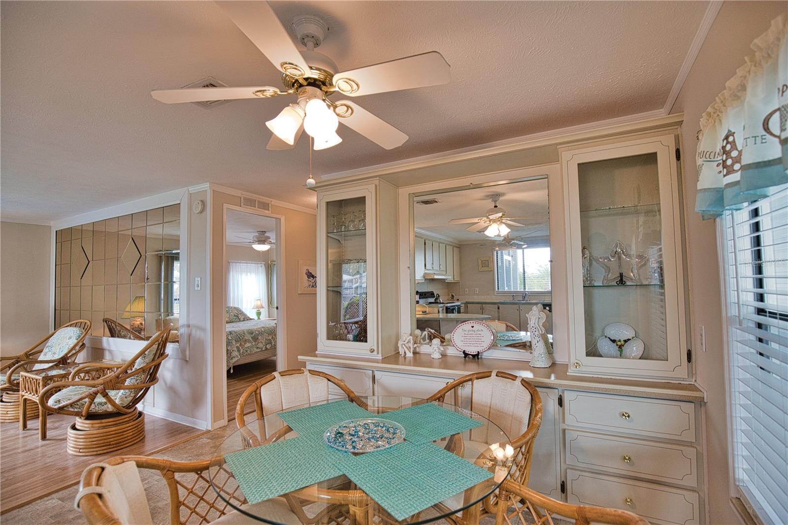 632 La Jolla Circle, FL