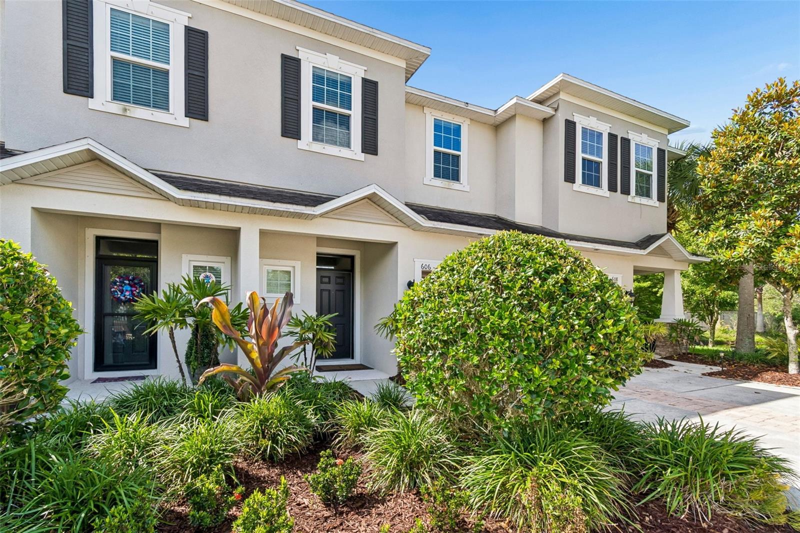 606 Cabernet Way, FL
