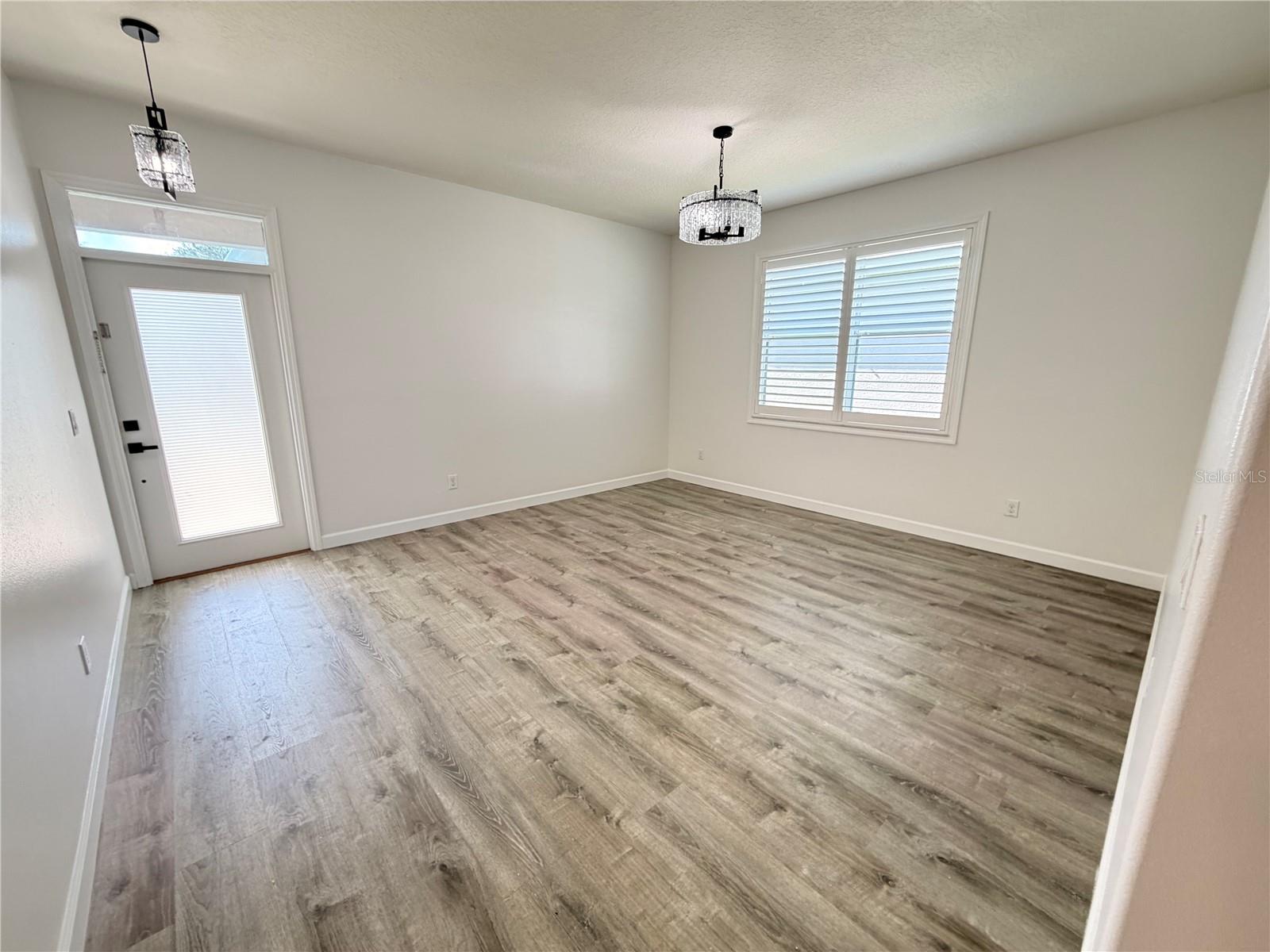 2347 Crosston Circle, FL