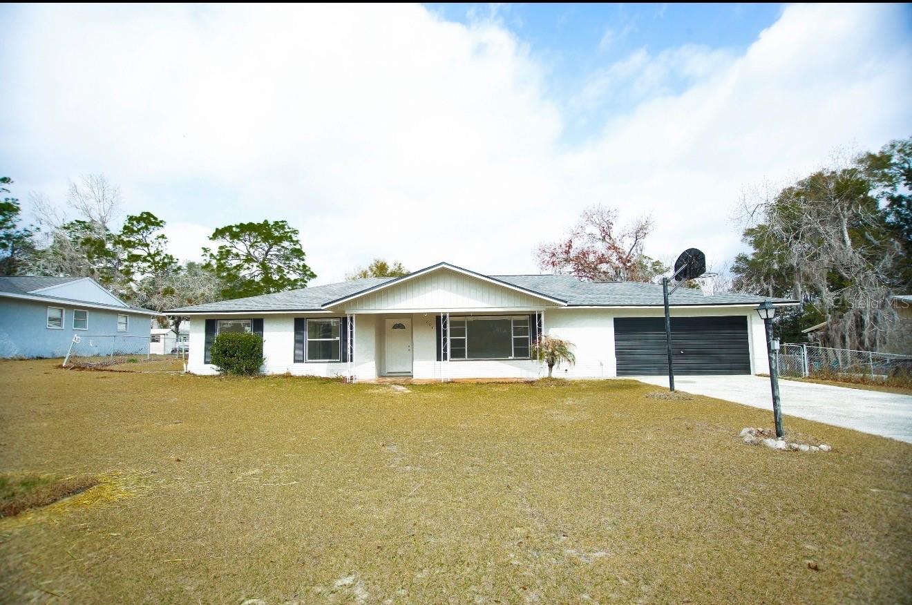 606 Water Road, FL