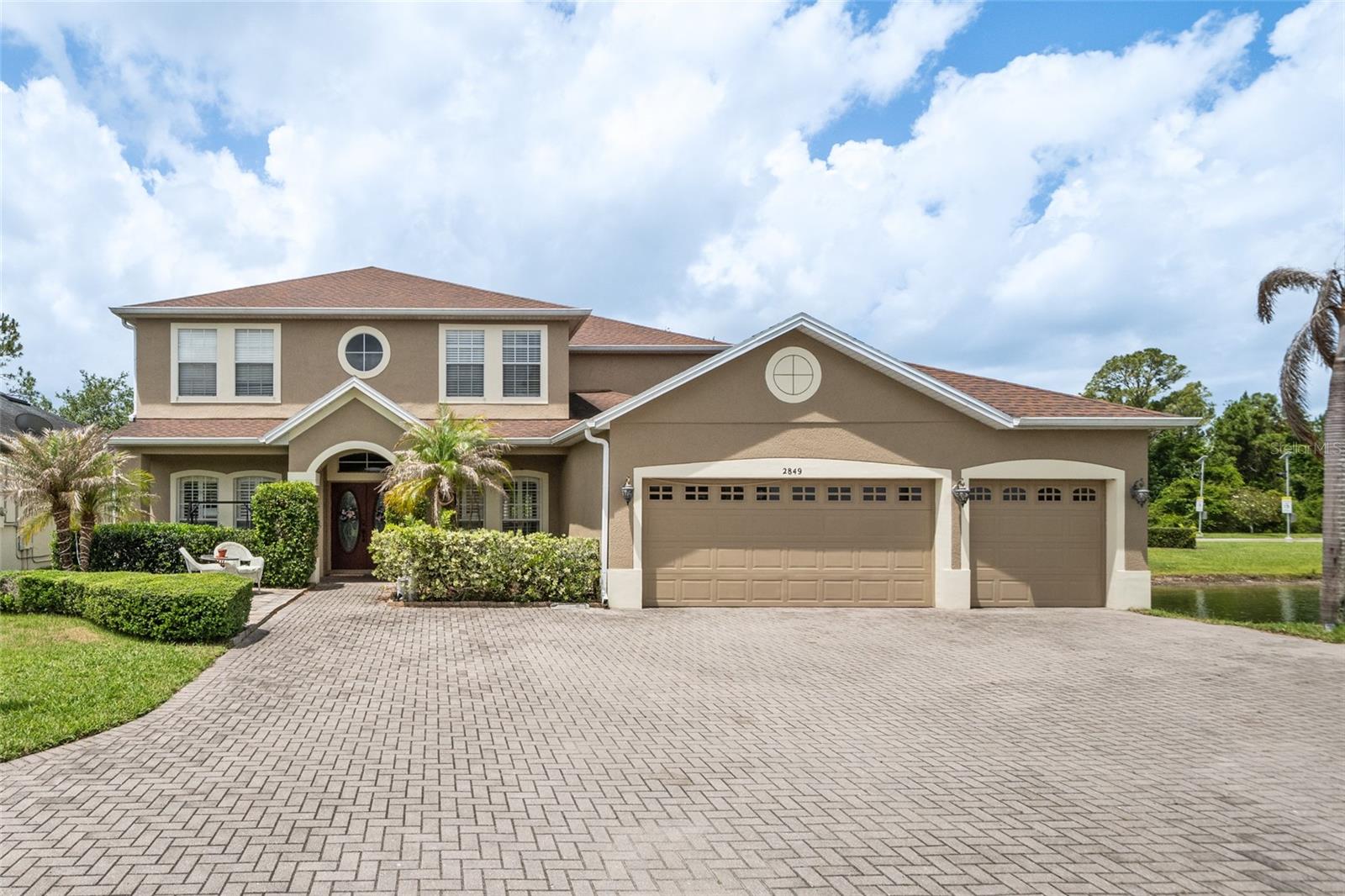 2849 Curving Oaks Way, FL