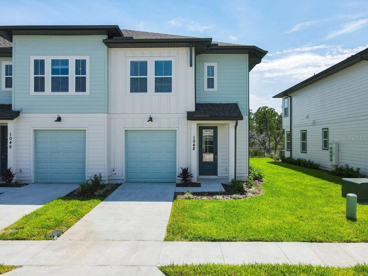 1048 Plantation Lane, FL