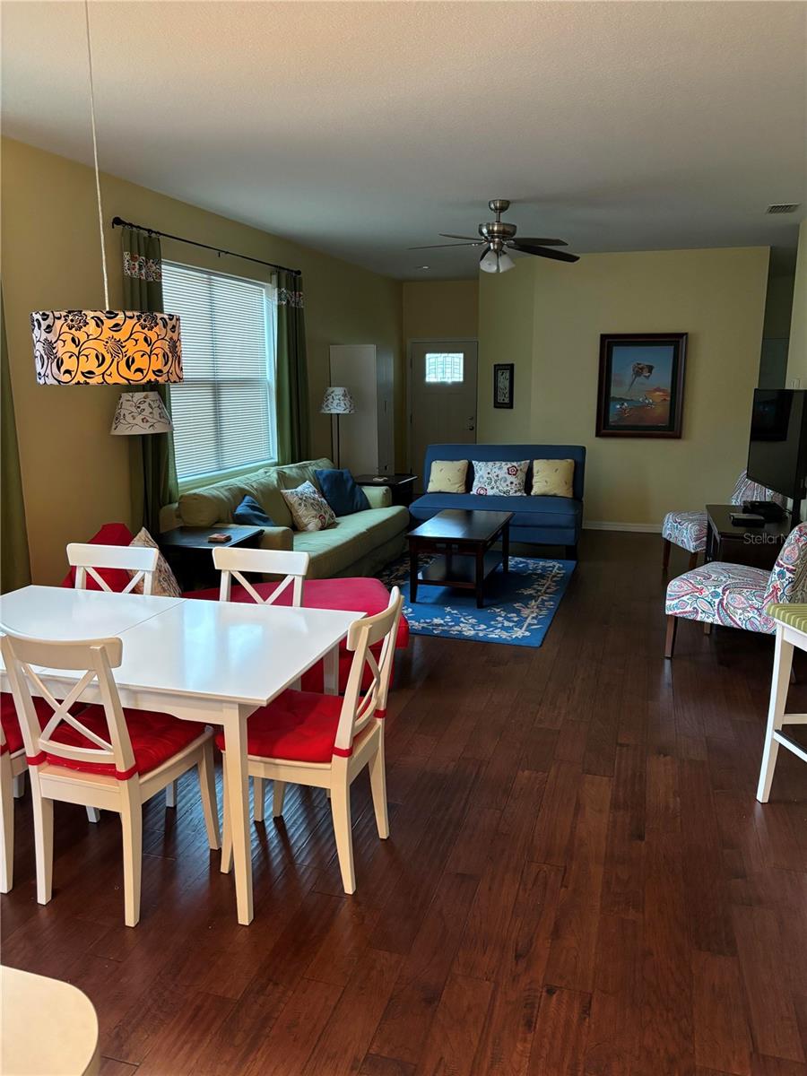 221 Almeria Way, FL