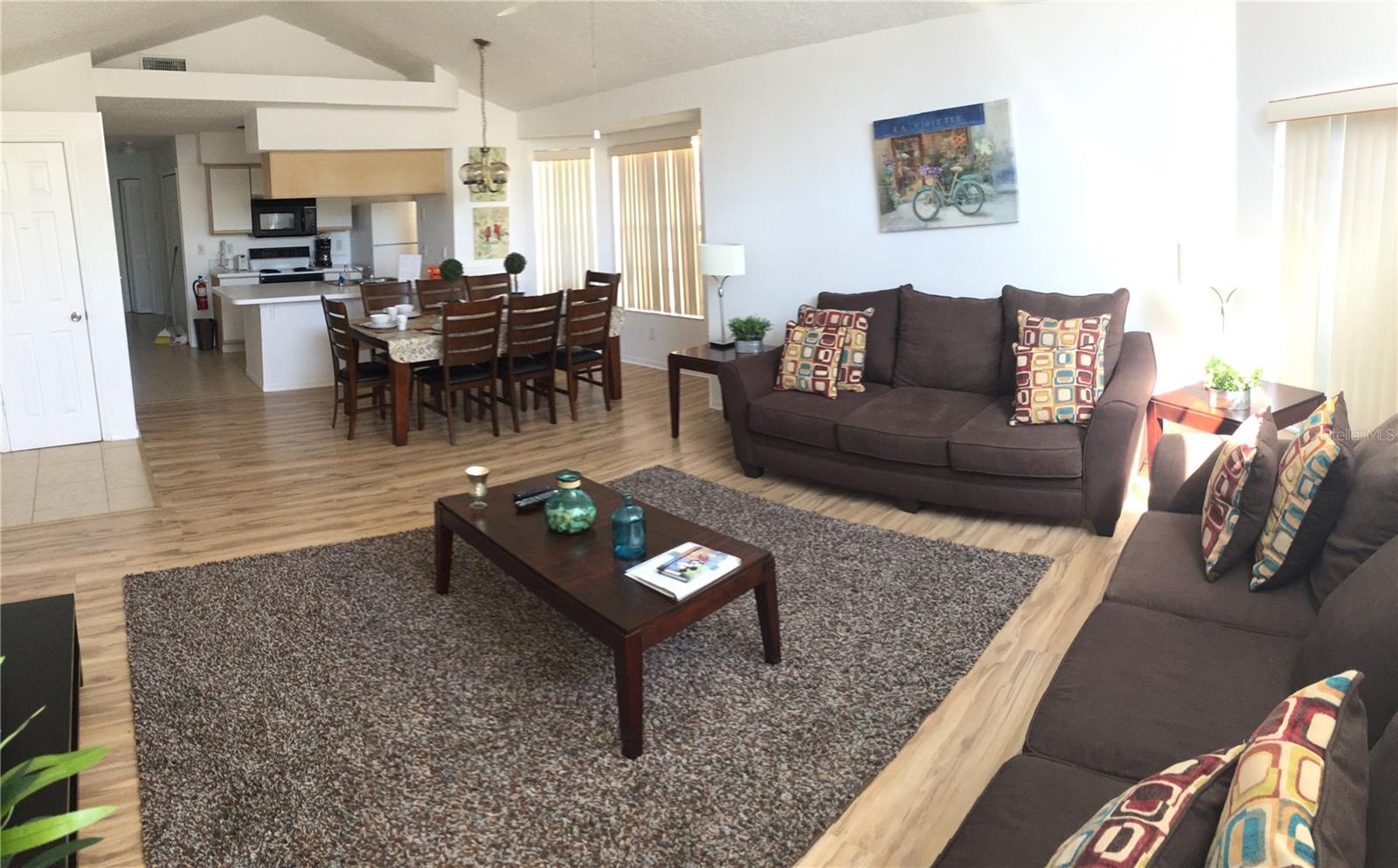 2480 Sweetwater Club Circle, FL