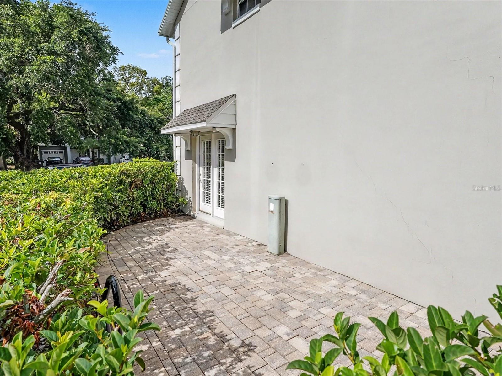 2711 Church Street, FL