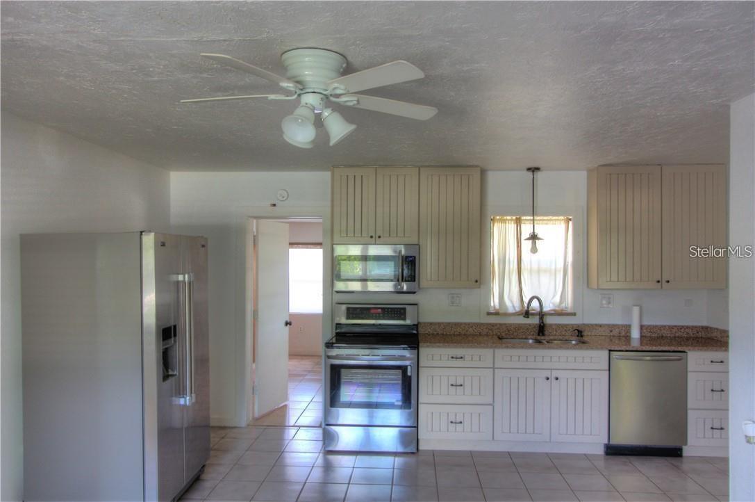 613 Shore Road, FL