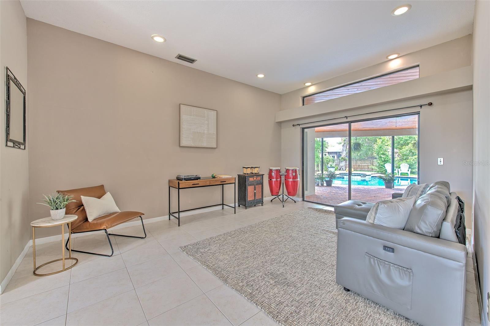 3816 Buckingham Loop Drive, FL