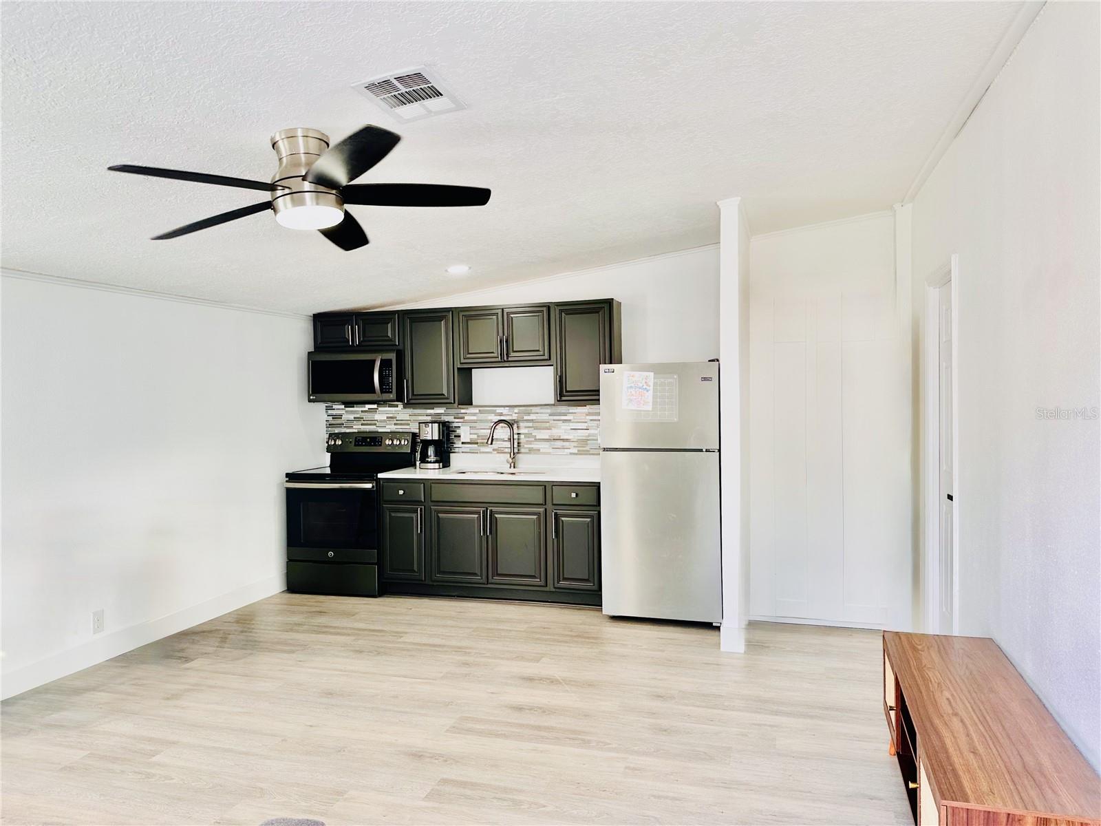 9626 3rd Avenue, FL