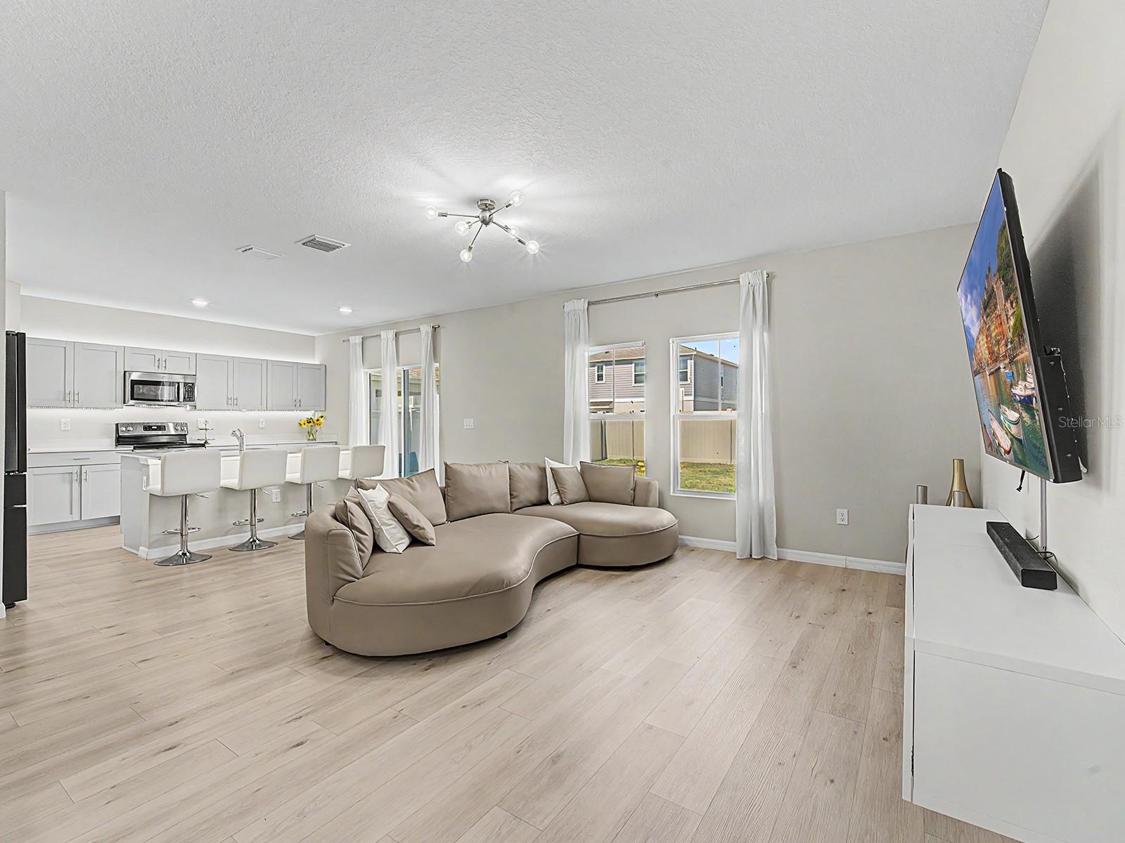 7587 Starflower Way, FL