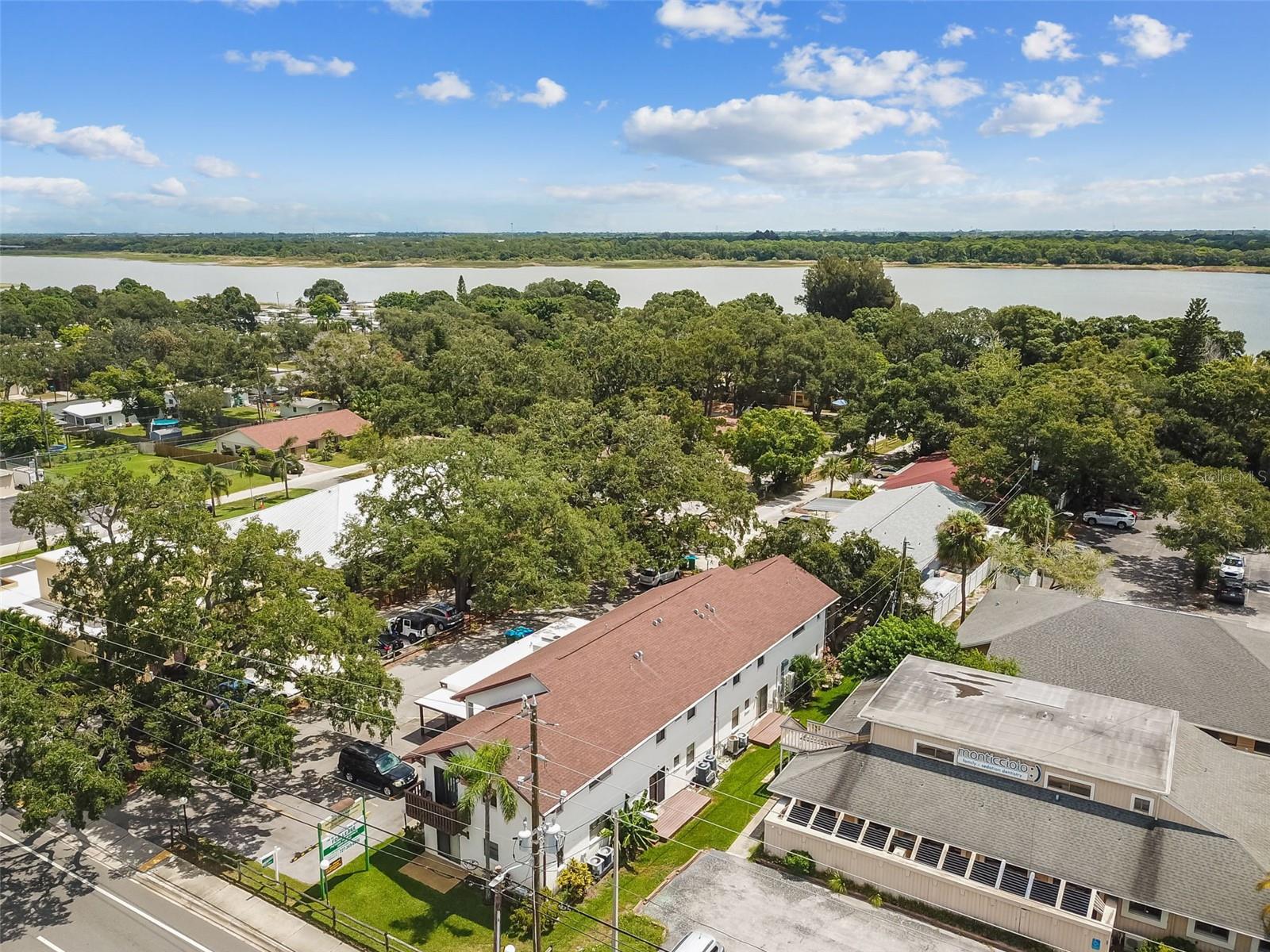 8423 Seminole Blvd, FL