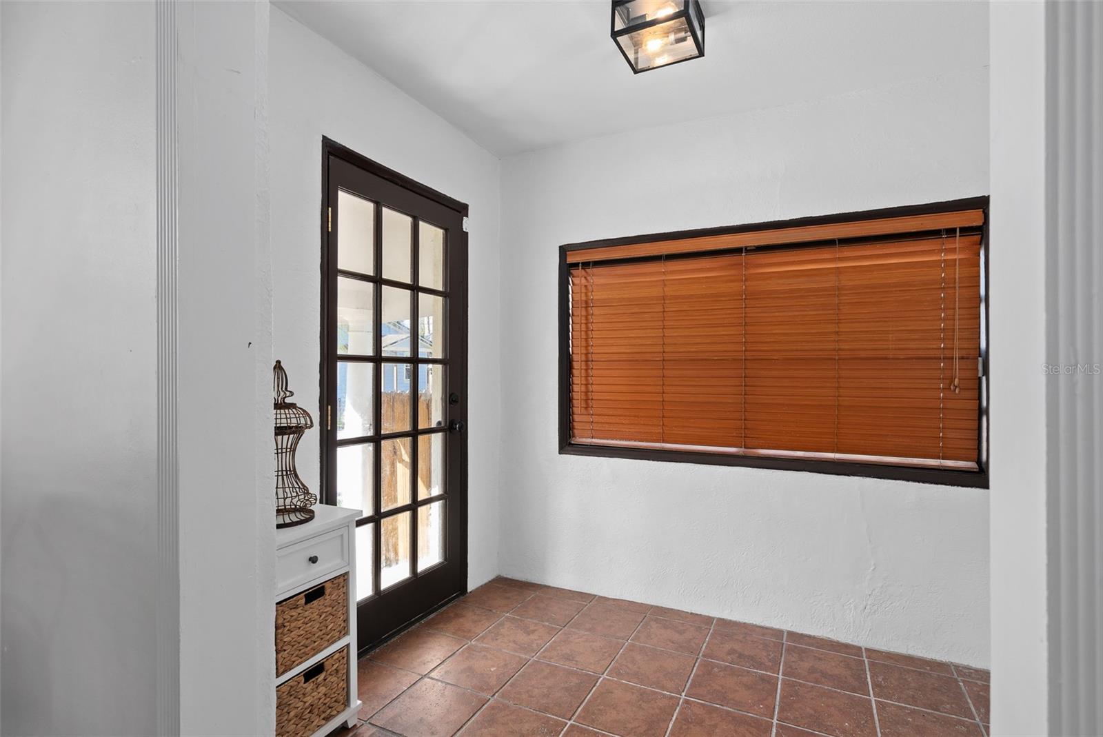 225 Hibiscus Court, FL