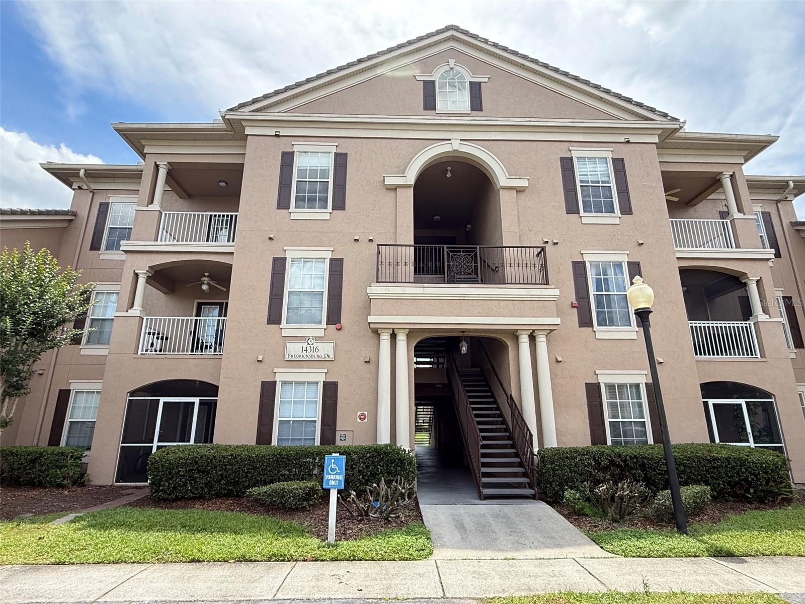 14316 Fredricksburg Drive, FL