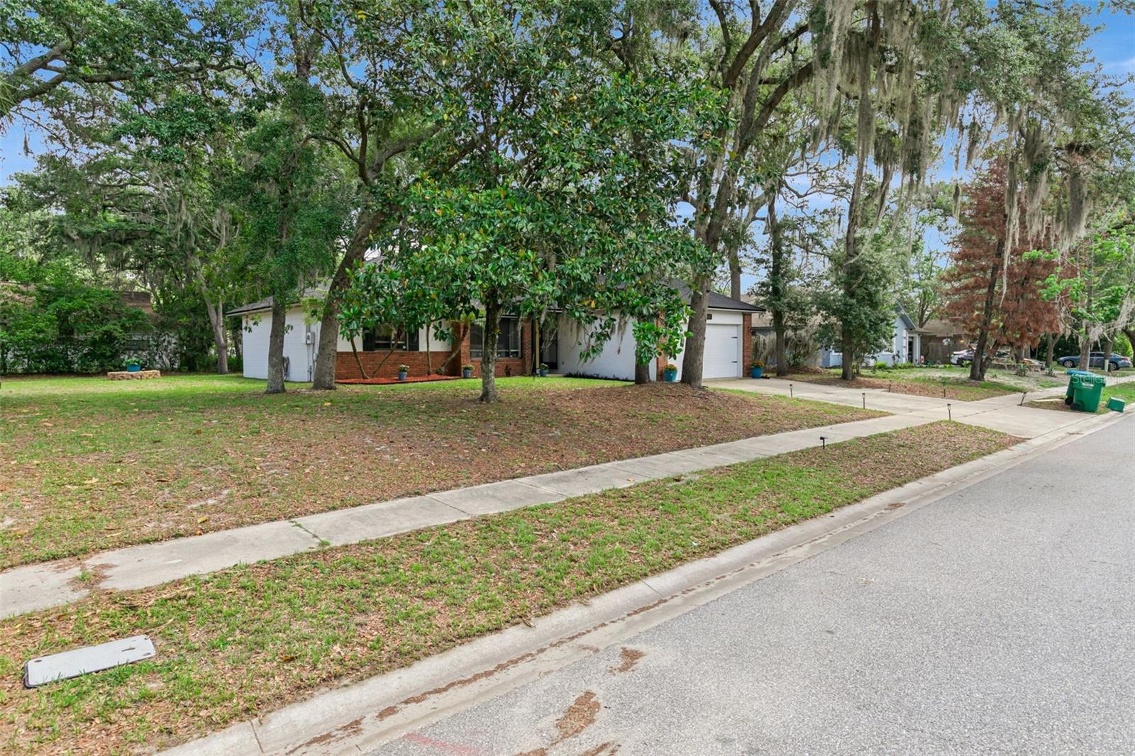781 Silhouette Court, FL