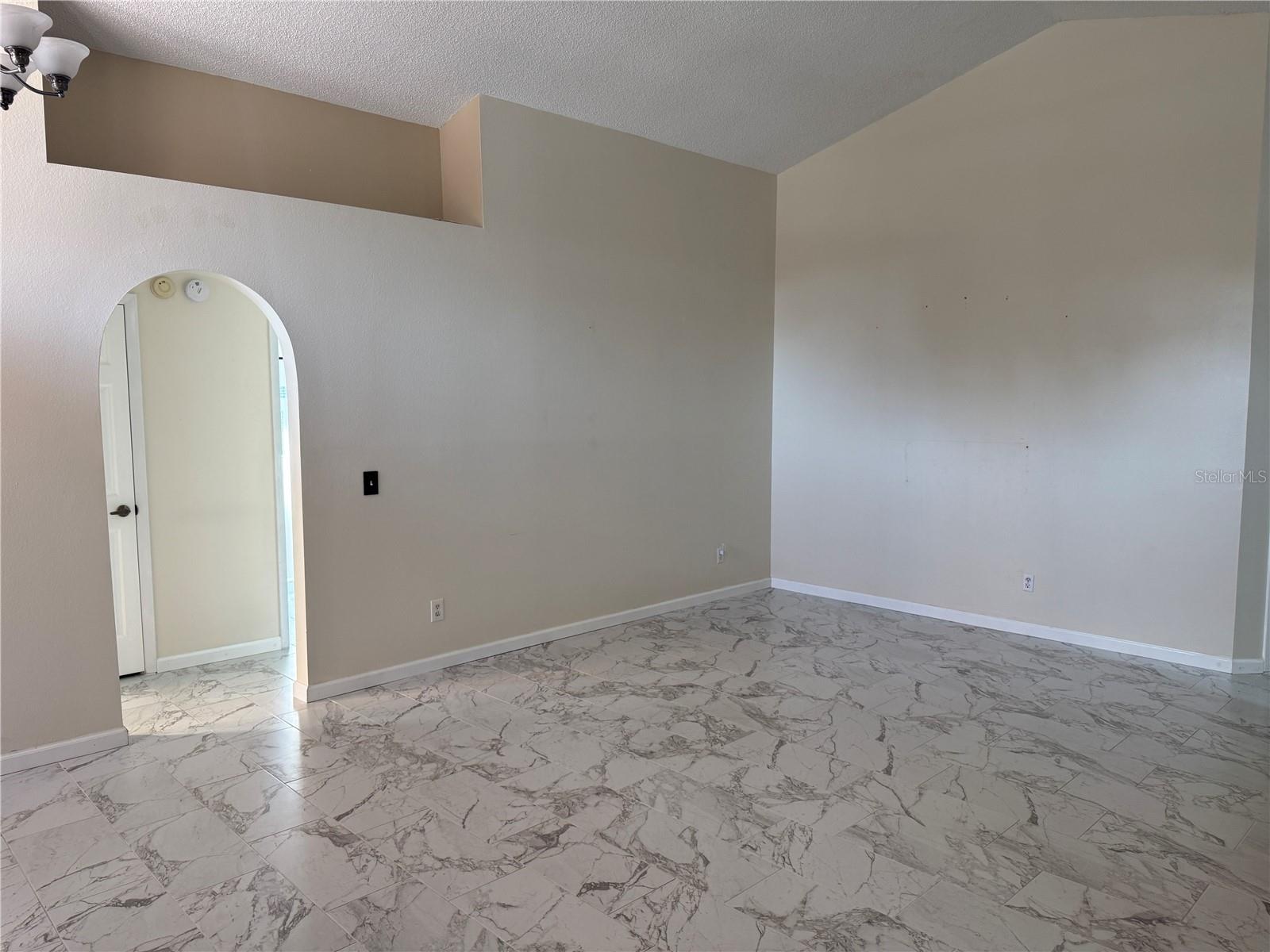 497 Brightview Drive, FL