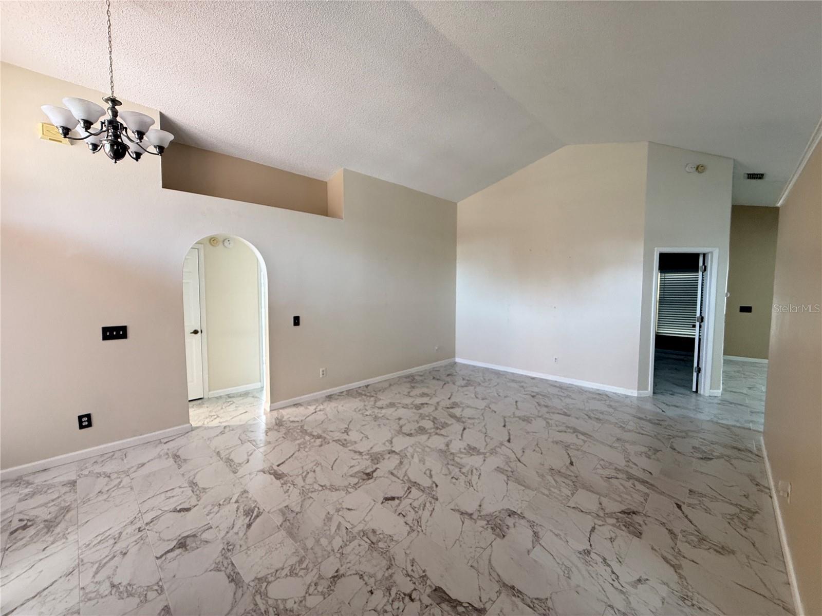 497 Brightview Drive, FL