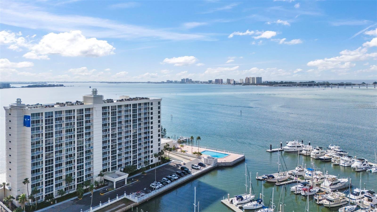 100 Pierce Street, FL